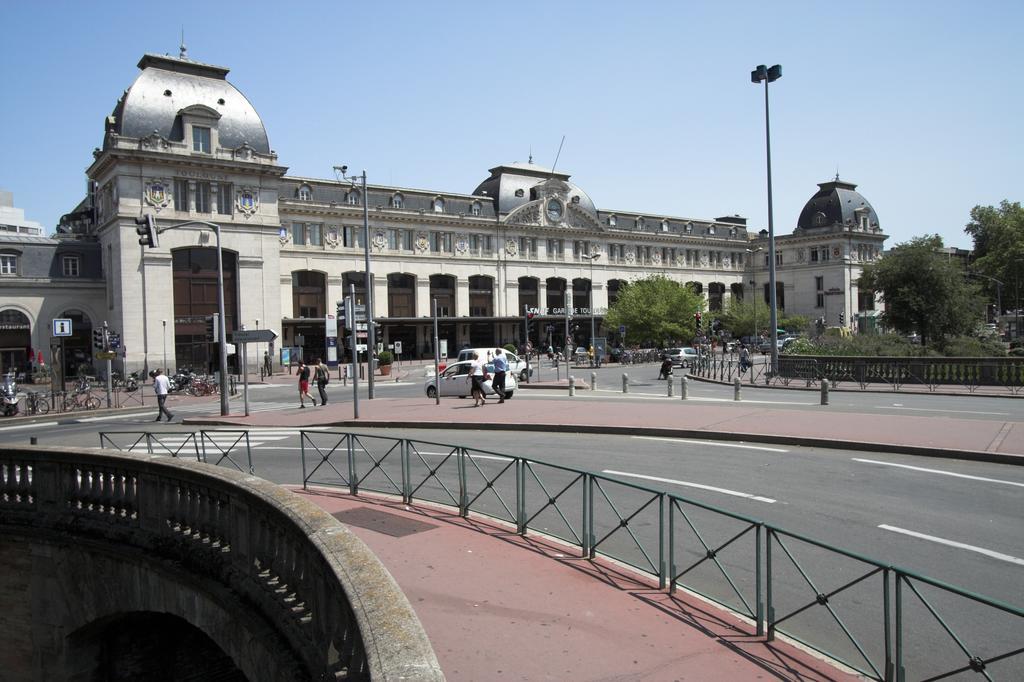 Hotel De Bordeaux Тулуза Екстер'єр фото